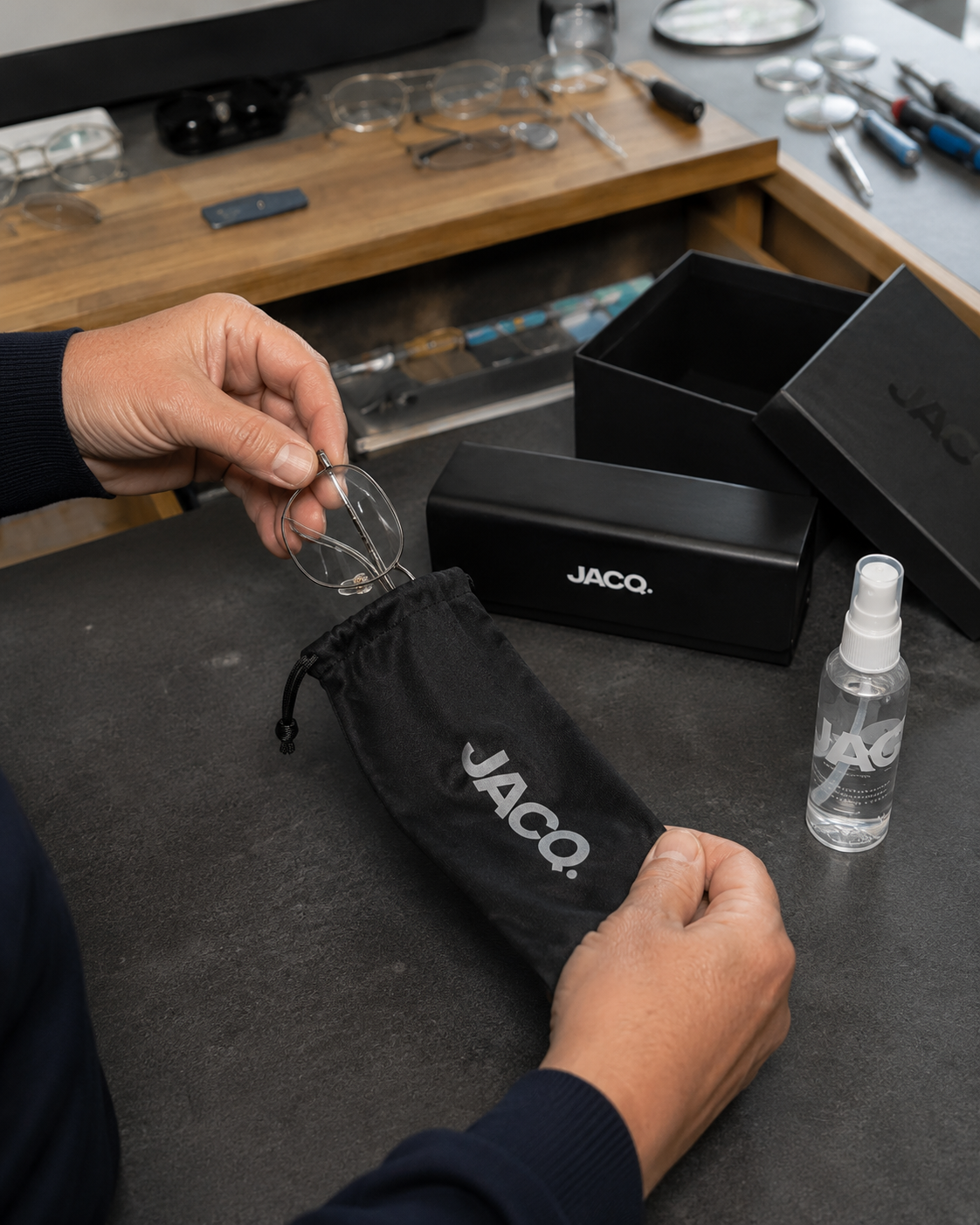 Bril klaar voor verzending bij Jacq